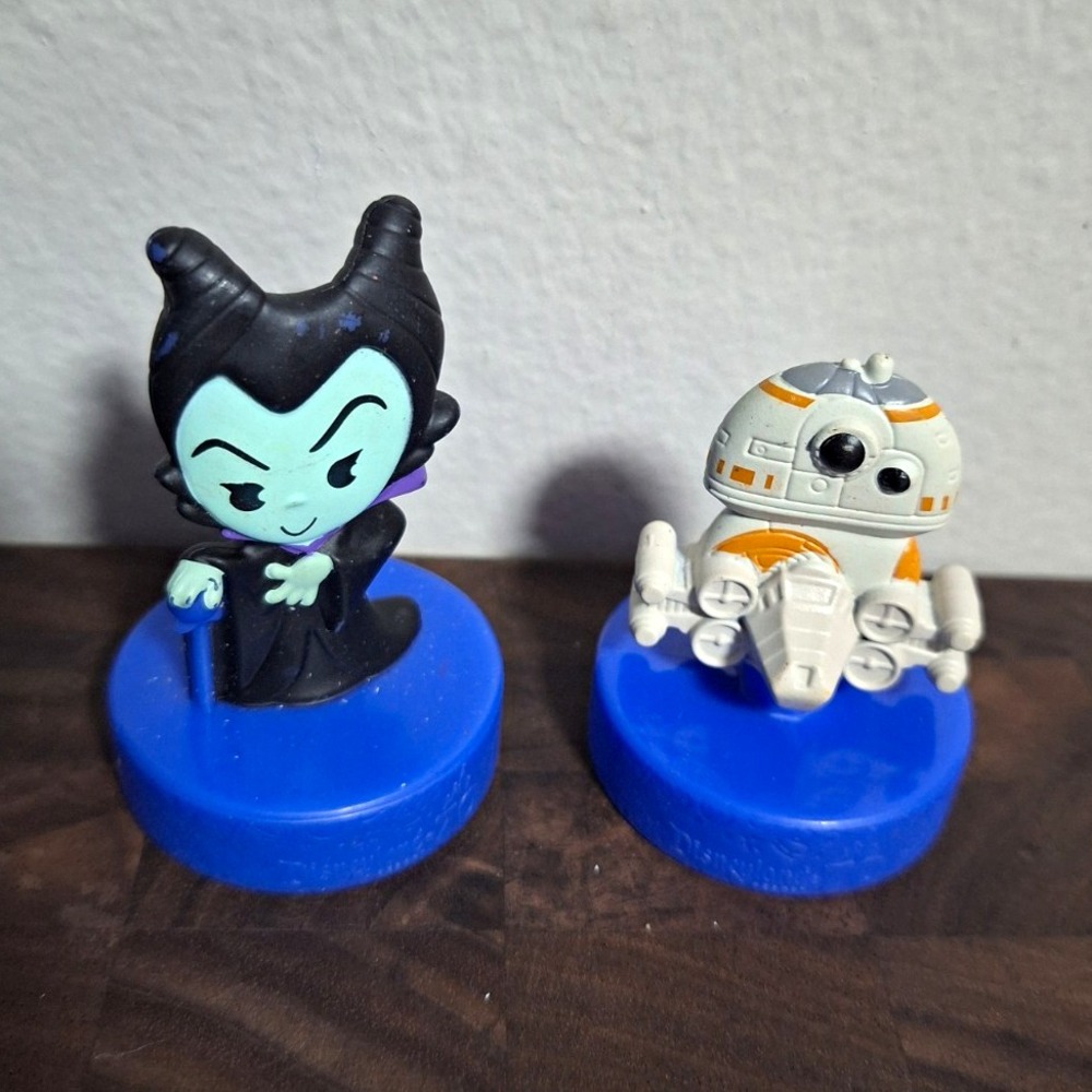 Lot of 2 Disney Mini Figures Maleficent & Star Wars BB-8 Chibi Base Toppers
